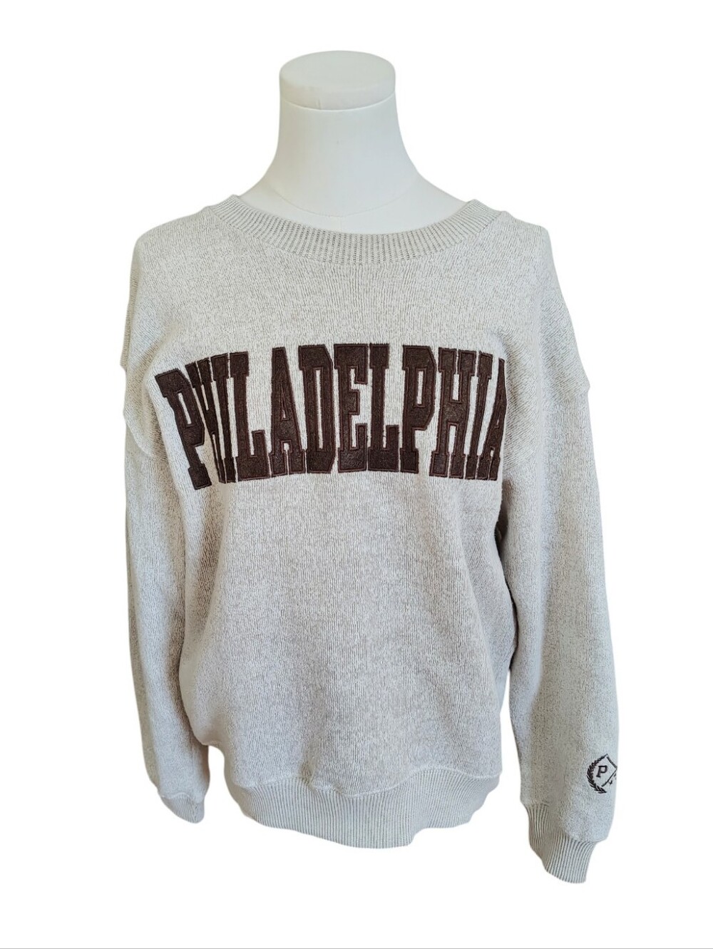 New York Popular Cream Brown Philadelphia Embroidered Sweatshirt Size Medium